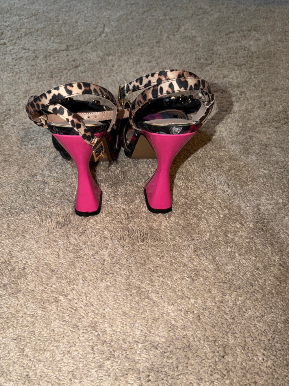 Betsy Johnson Women's Black Floral Studded Bow Slingback Heels - Picture 3 of 4